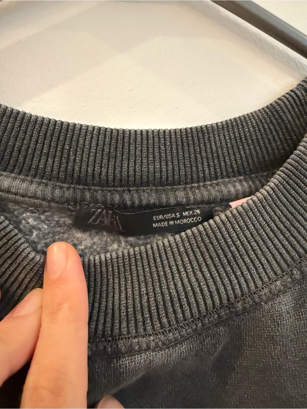Zara Charcoal Gray Crewneck Sweatshirt with Pink 'My Castle, My Rules' Graphic - Picture 2 of 4